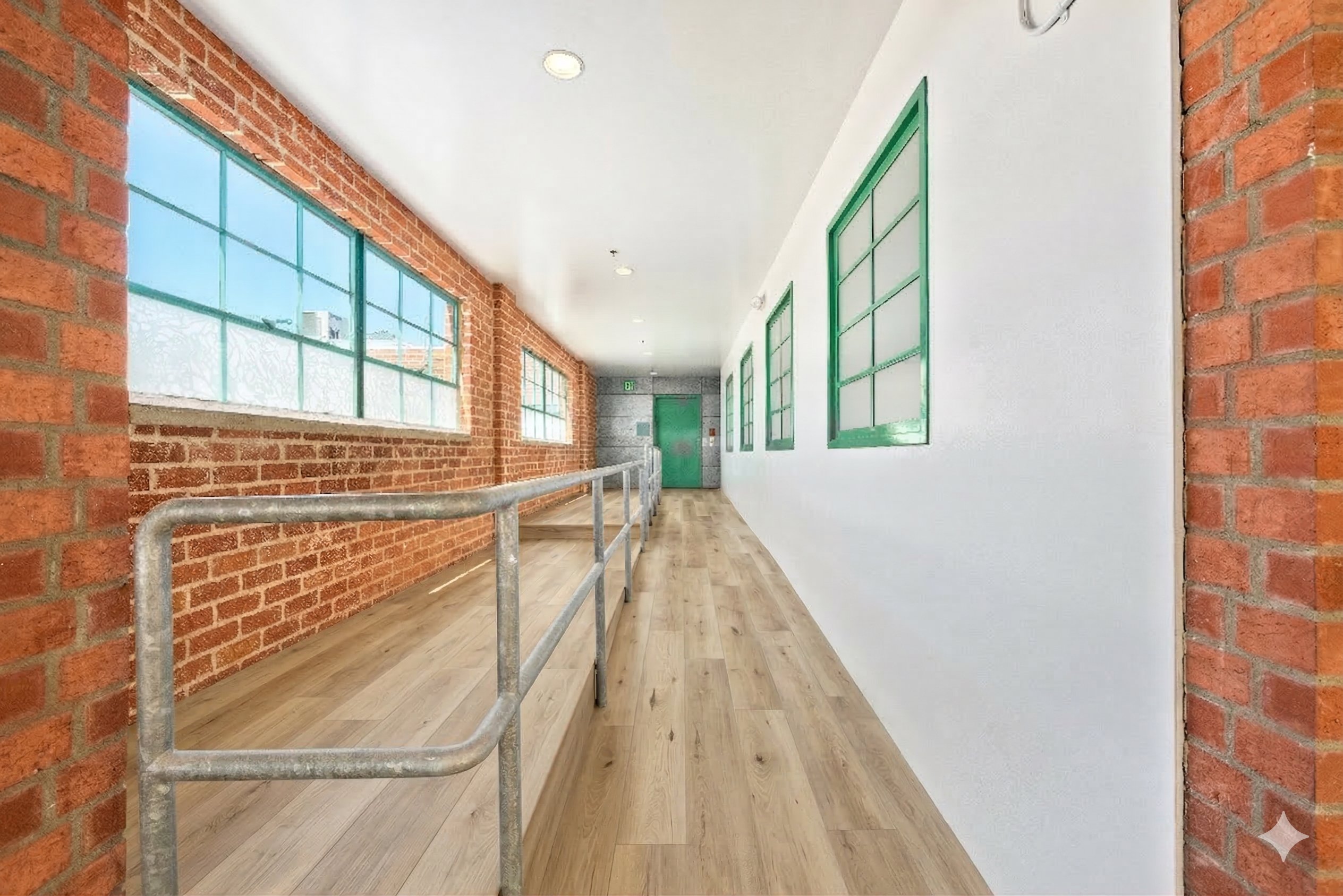 Angle 4 - Light Vinyl